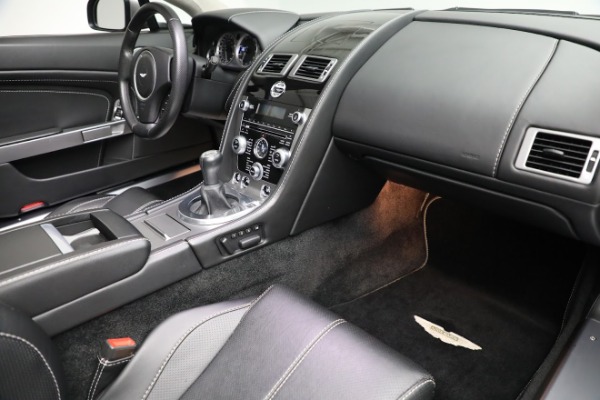 Used 2014 Aston Martin V8 Vantage Roadster for sale Sold at Aston Martin of Greenwich in Greenwich CT 06830 23
