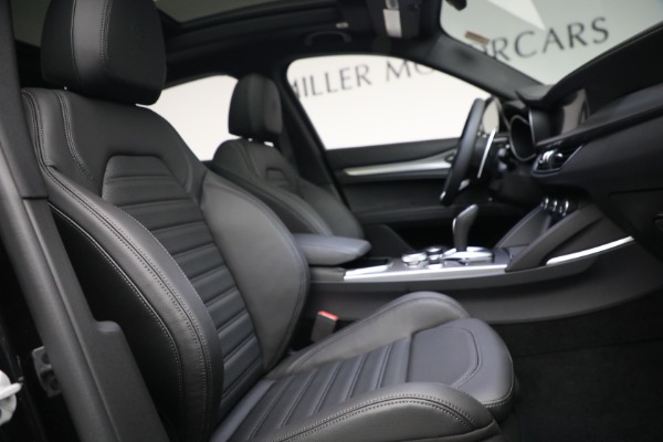 New 2022 Alfa Romeo Stelvio Veloce for sale Sold at Miller Motorcars Aston Martin in Greenwich CT 06830 23