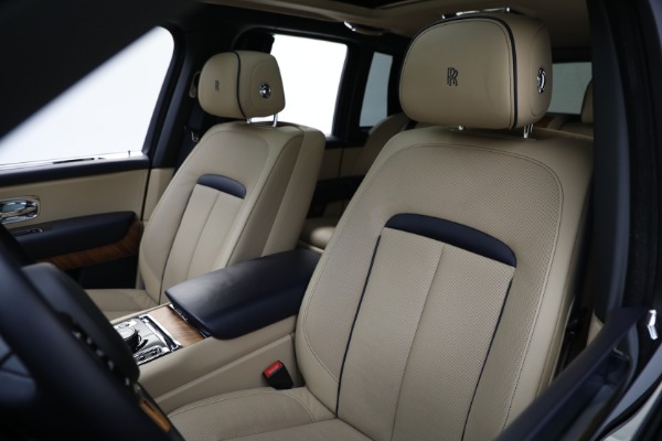 Used 2019 Rolls-Royce Cullinan for sale $419,900 at Aston Martin of Greenwich in Greenwich CT 06830 16