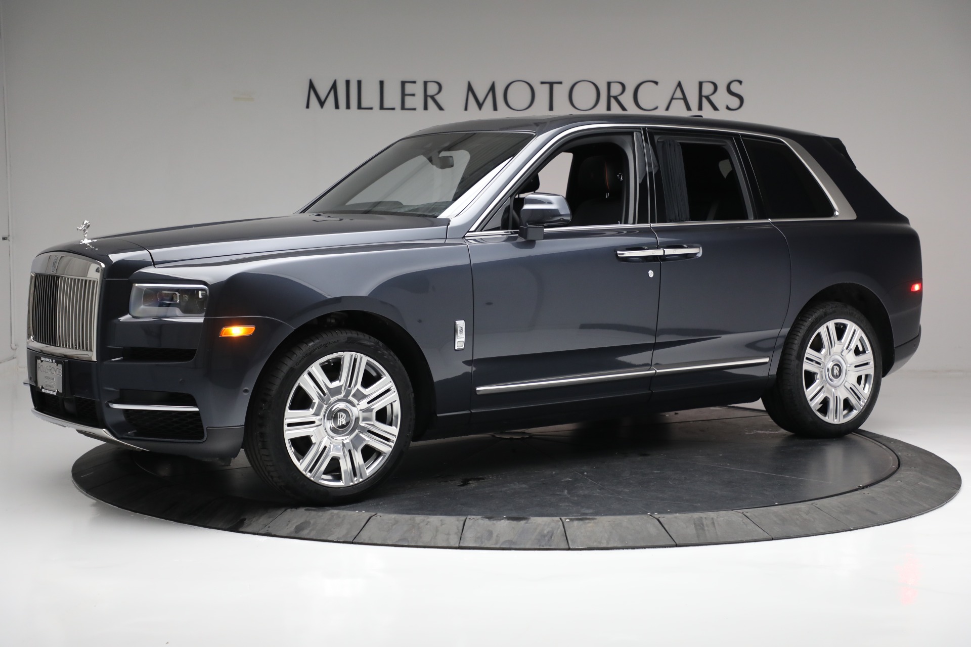 Used 2019 Rolls-Royce Cullinan for sale $399,900 at Aston Martin of Greenwich in Greenwich CT 06830 1