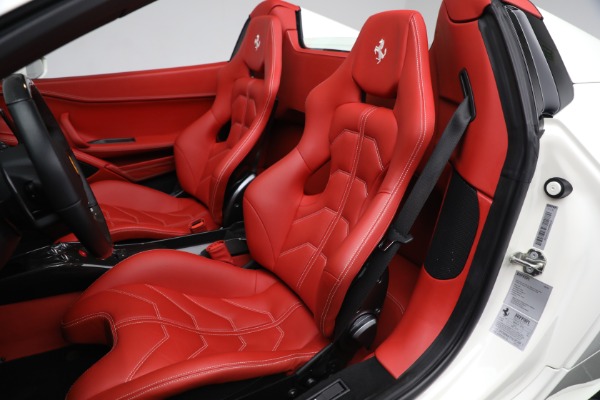 Used 2012 Ferrari 458 Spider for sale Sold at Aston Martin of Greenwich in Greenwich CT 06830 21