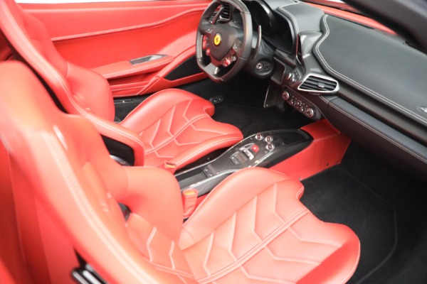 Used 2012 Ferrari 458 Spider for sale $329,900 at Aston Martin of Greenwich in Greenwich CT 06830 27