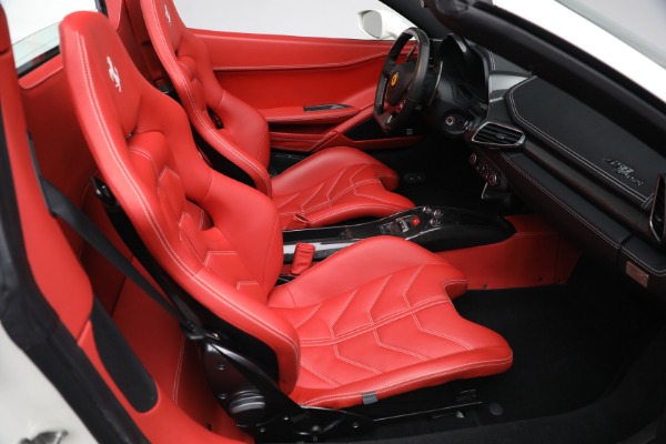 Used 2012 Ferrari 458 Spider for sale Sold at Aston Martin of Greenwich in Greenwich CT 06830 28