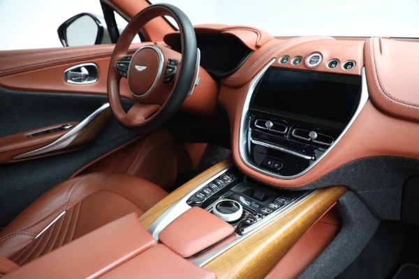 Used 2021 Aston Martin DBX for sale Sold at Aston Martin of Greenwich in Greenwich CT 06830 21