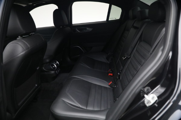 Used 2022 Alfa Romeo Giulia Veloce for sale $27,900 at Miller Motorcars Aston Martin in Greenwich CT 06830 18