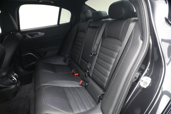 Used 2022 Alfa Romeo Giulia Veloce for sale $27,900 at Miller Motorcars Aston Martin in Greenwich CT 06830 20