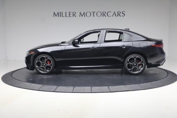Used 2022 Alfa Romeo Giulia Veloce for sale $27,900 at Miller Motorcars Aston Martin in Greenwich CT 06830 3