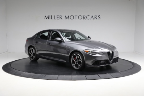 Used 2022 Alfa Romeo Giulia Veloce for sale Sold at Aston Martin of Greenwich in Greenwich CT 06830 16