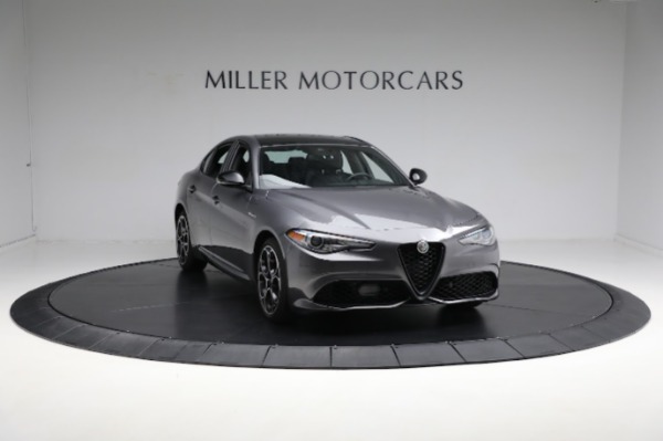 Used 2022 Alfa Romeo Giulia Veloce for sale Sold at Aston Martin of Greenwich in Greenwich CT 06830 17