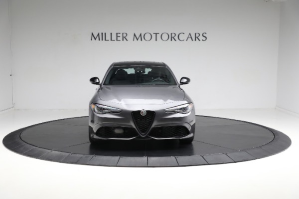 Used 2022 Alfa Romeo Giulia Veloce for sale Sold at Aston Martin of Greenwich in Greenwich CT 06830 18