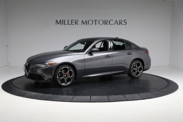 Used 2022 Alfa Romeo Giulia Veloce for sale Sold at Aston Martin of Greenwich in Greenwich CT 06830 3
