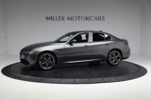 Used 2022 Alfa Romeo Giulia Veloce for sale Sold at Aston Martin of Greenwich in Greenwich CT 06830 4