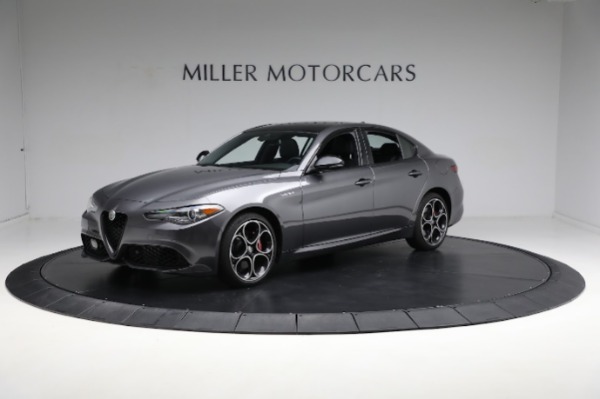 Used 2022 Alfa Romeo Giulia Veloce for sale Sold at Aston Martin of Greenwich in Greenwich CT 06830 1