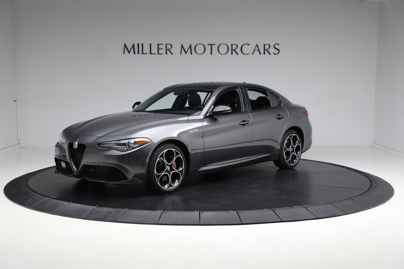 Used 2022 Alfa Romeo Giulia Veloce for sale Sold at Aston Martin of Greenwich in Greenwich CT 06830 1