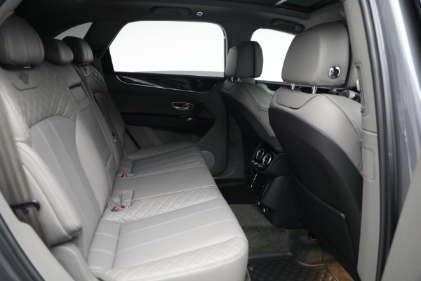 Used 2018 Bentley Bentayga W12 Signature for sale $179,900 at Aston Martin of Greenwich in Greenwich CT 06830 26