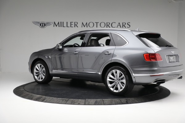 Used 2018 Bentley Bentayga W12 Signature for sale $179,900 at Aston Martin of Greenwich in Greenwich CT 06830 3