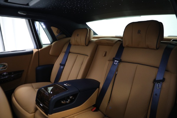 Used 2022 Rolls-Royce Phantom for sale $599,900 at Aston Martin of Greenwich in Greenwich CT 06830 16