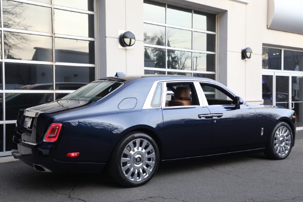 Used 2022 Rolls-Royce Phantom for sale $599,900 at Aston Martin of Greenwich in Greenwich CT 06830 5