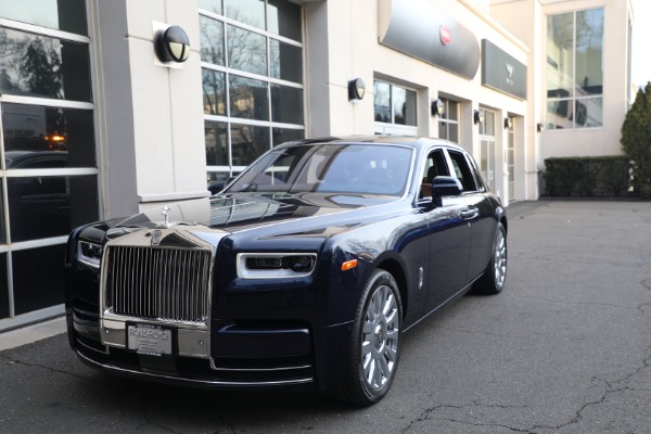Used 2022 Rolls-Royce Phantom for sale $599,900 at Aston Martin of Greenwich in Greenwich CT 06830 7