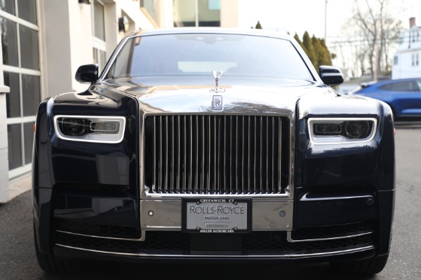 Used 2022 Rolls-Royce Phantom for sale Sold at Aston Martin of Greenwich in Greenwich CT 06830 9