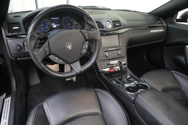 Used 2015 Maserati GranTurismo Sport for sale $79,900 at Aston Martin of Greenwich in Greenwich CT 06830 17