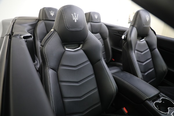 Used 2015 Maserati GranTurismo Sport for sale Sold at Aston Martin of Greenwich in Greenwich CT 06830 22