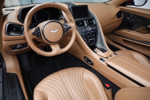 Used 2020 Aston Martin DB11 Volante for sale $214,900 at Aston Martin of Greenwich in Greenwich CT 06830 19