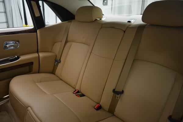 Used 2013 Rolls-Royce Ghost for sale Sold at Aston Martin of Greenwich in Greenwich CT 06830 25