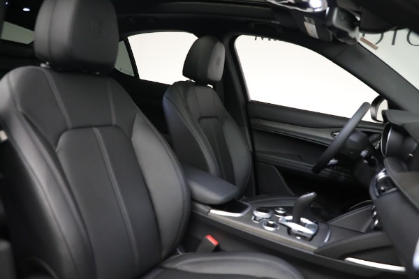 Used 2022 Alfa Romeo Stelvio Ti for sale Sold at Miller Motorcars Aston Martin in Greenwich CT 06830 18