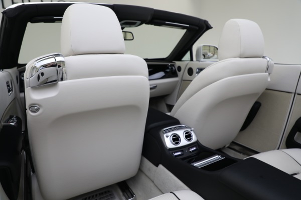 Used 2016 Rolls-Royce Dawn for sale $294,900 at Aston Martin of Greenwich in Greenwich CT 06830 28