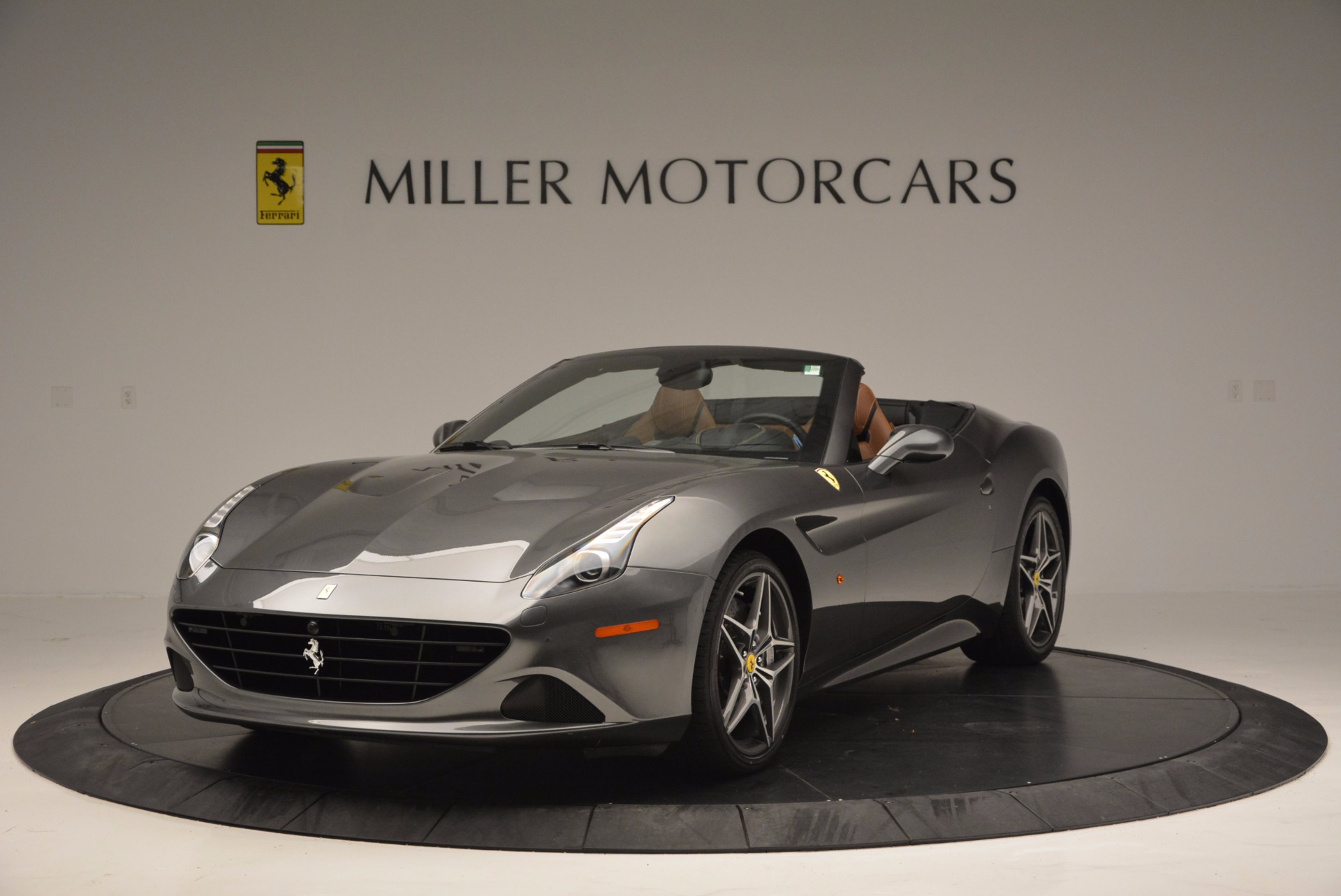 Used 2015 Ferrari California T for sale Sold at Aston Martin of Greenwich in Greenwich CT 06830 1