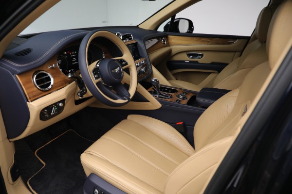 Used 2021 Bentley Bentayga V8 for sale Sold at Aston Martin of Greenwich in Greenwich CT 06830 15