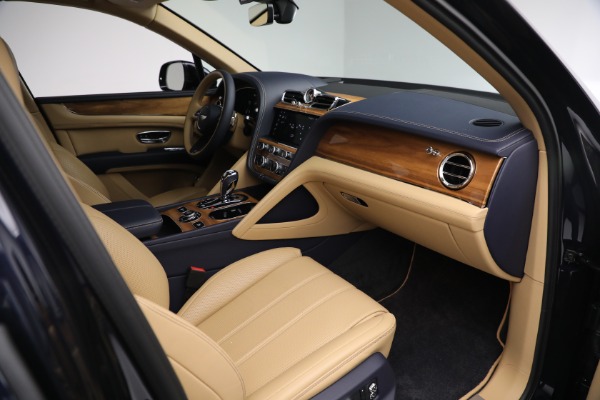 Used 2021 Bentley Bentayga V8 for sale Call for price at Aston Martin of Greenwich in Greenwich CT 06830 23