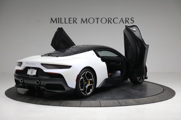 Used 2022 Maserati MC20 for sale Sold at Aston Martin of Greenwich in Greenwich CT 06830 19