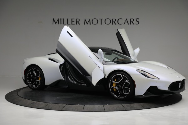 Used 2022 Maserati MC20 for sale Sold at Aston Martin of Greenwich in Greenwich CT 06830 22
