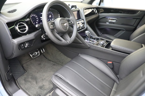 Used 2022 Bentley Bentayga V8 for sale $199,900 at Aston Martin of Greenwich in Greenwich CT 06830 18
