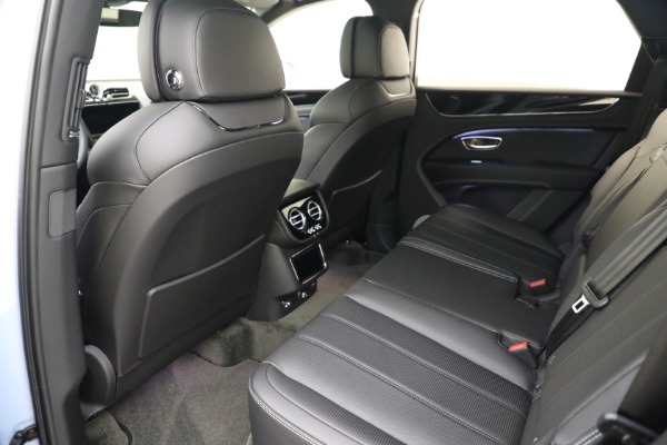 Used 2022 Bentley Bentayga V8 for sale $199,900 at Aston Martin of Greenwich in Greenwich CT 06830 21
