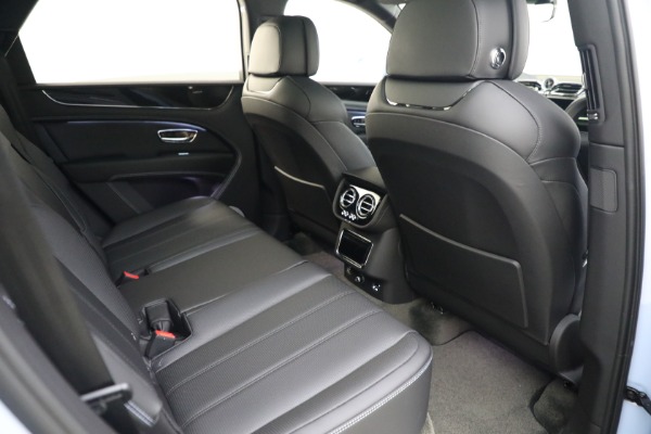 Used 2022 Bentley Bentayga V8 for sale $199,900 at Aston Martin of Greenwich in Greenwich CT 06830 28