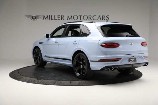 Used 2022 Bentley Bentayga V8 for sale $199,900 at Aston Martin of Greenwich in Greenwich CT 06830 6