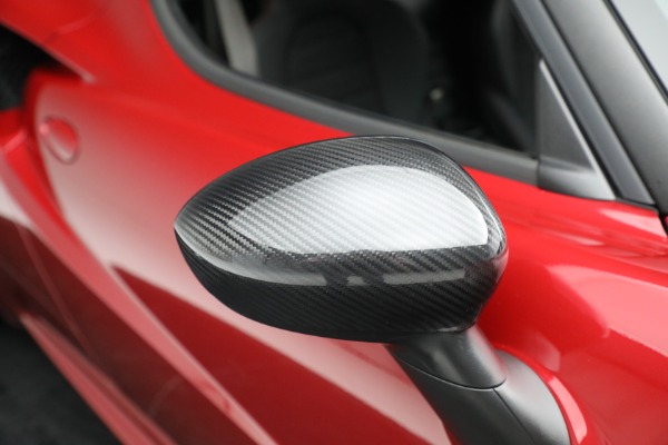 Used 2015 Alfa Romeo 4C Launch Edition for sale $69,900 at Aston Martin of Greenwich in Greenwich CT 06830 21