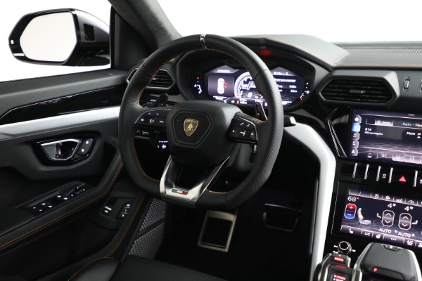 Used 2020 Lamborghini Urus for sale $295,900 at Aston Martin of Greenwich in Greenwich CT 06830 27