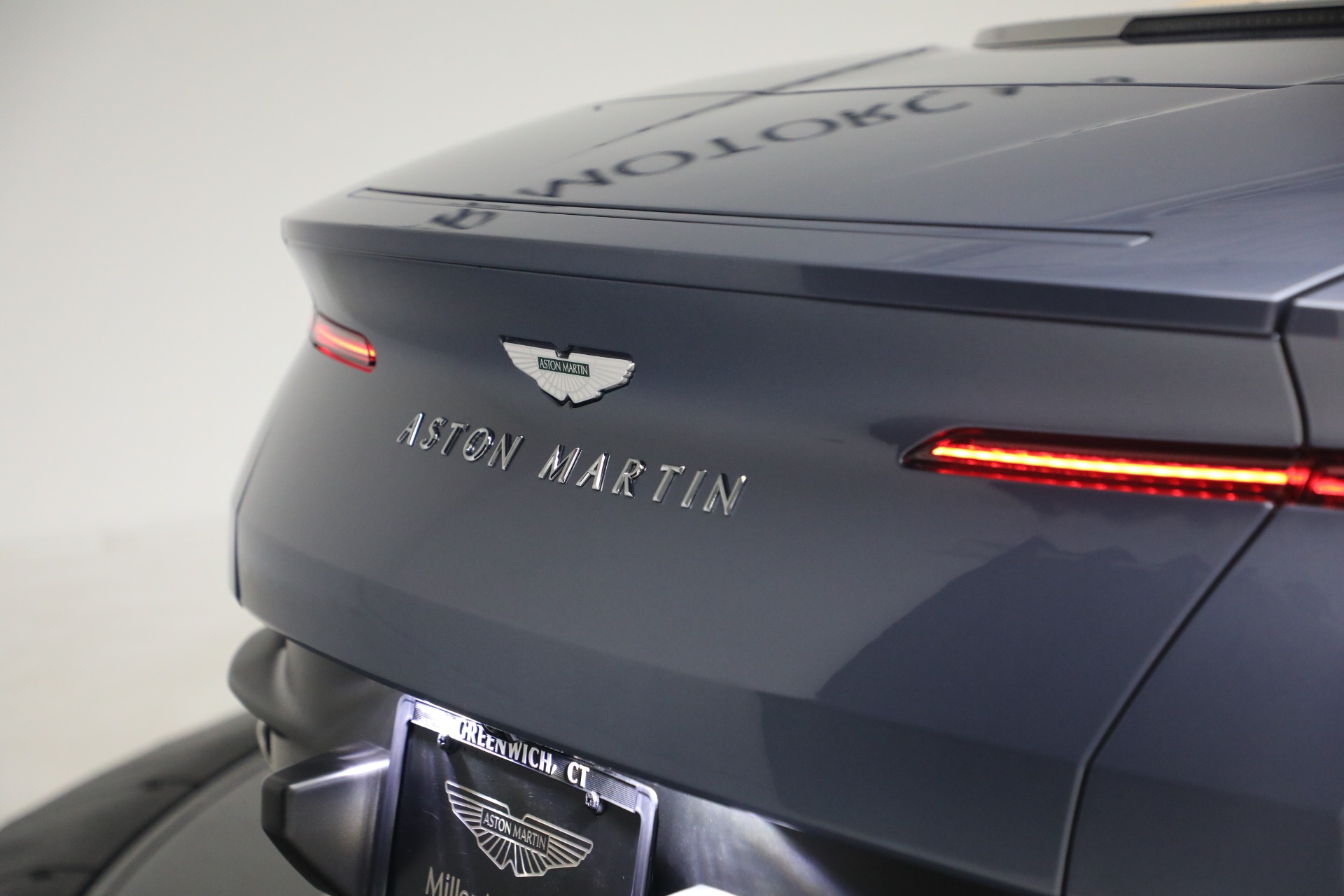 2022 Aston Martin DB11 Base - Photo 49