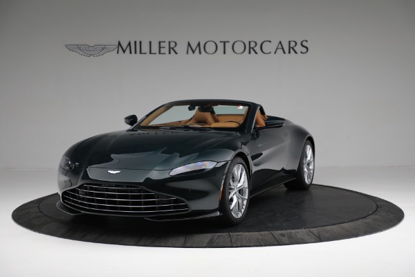 New 2022 Aston Martin Vantage Roadster for sale $192,716 at Aston Martin of Greenwich in Greenwich CT 06830 12