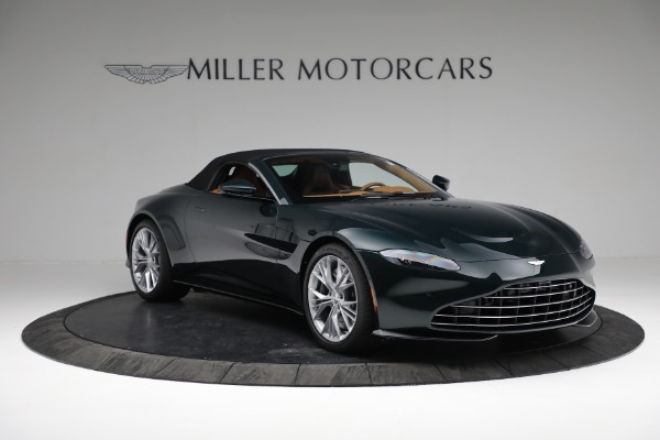 New 2022 Aston Martin Vantage Roadster for sale $192,716 at Aston Martin of Greenwich in Greenwich CT 06830 22
