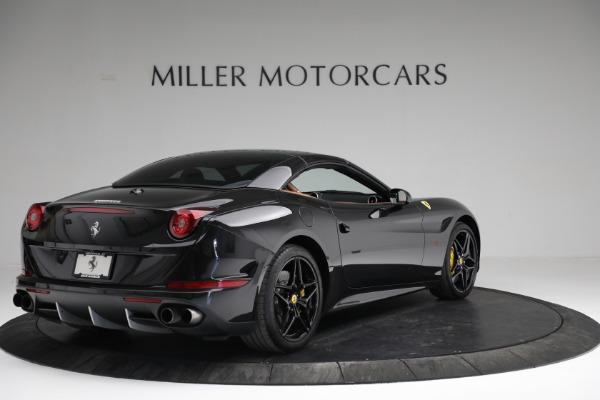 Used 2017 Ferrari California T for sale Sold at Aston Martin of Greenwich in Greenwich CT 06830 15