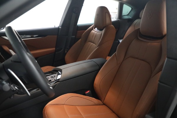 Used 2022 Maserati Levante GT for sale $52,900 at Miller Motorcars Aston Martin in Greenwich CT 06830 15