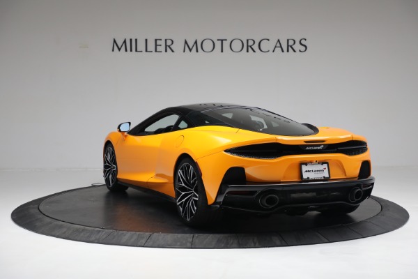 New 2022 McLaren GT for sale $220,800 at Aston Martin of Greenwich in Greenwich CT 06830 4