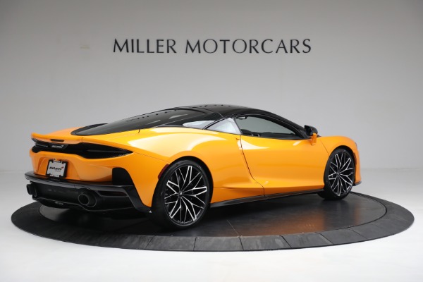 New 2022 McLaren GT for sale $220,800 at Aston Martin of Greenwich in Greenwich CT 06830 7