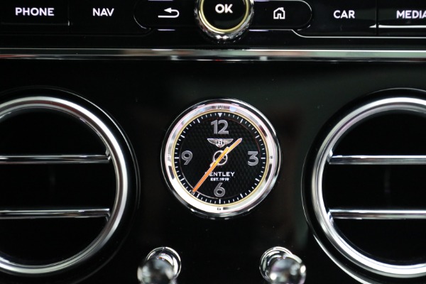 Used 2022 Bentley Continental GT V8 for sale $245,900 at Aston Martin of Greenwich in Greenwich CT 06830 20