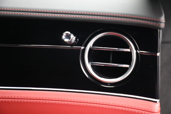 Used 2022 Bentley Continental GT V8 for sale $245,900 at Aston Martin of Greenwich in Greenwich CT 06830 25